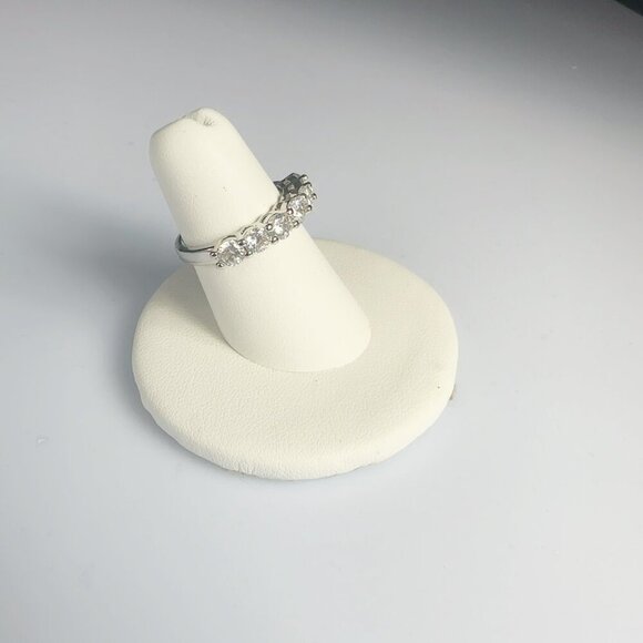 Cubic Zirconia Silver Tone Band Ring Size 8 - Picture 10 of 16